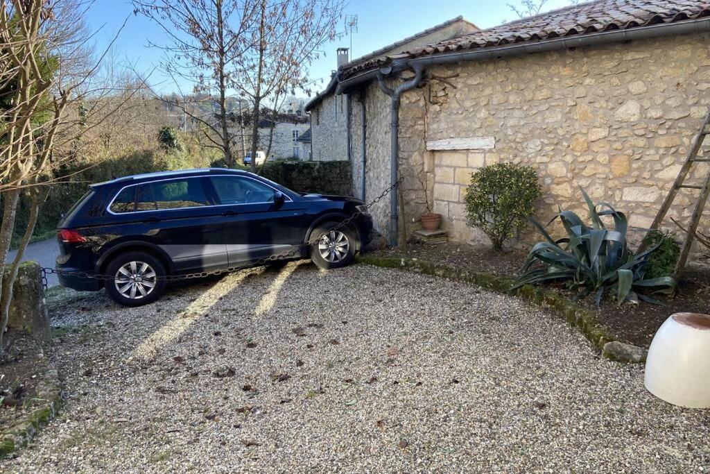Le Clos Du Mesnil, Logement Totalement Independant Le Tourne Exterior photo